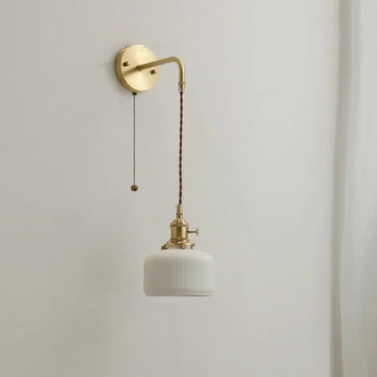 Lámpara de pared LED DecorBites™ de cerámica y cobre con interruptor de cadena para interiores de estilo moderno