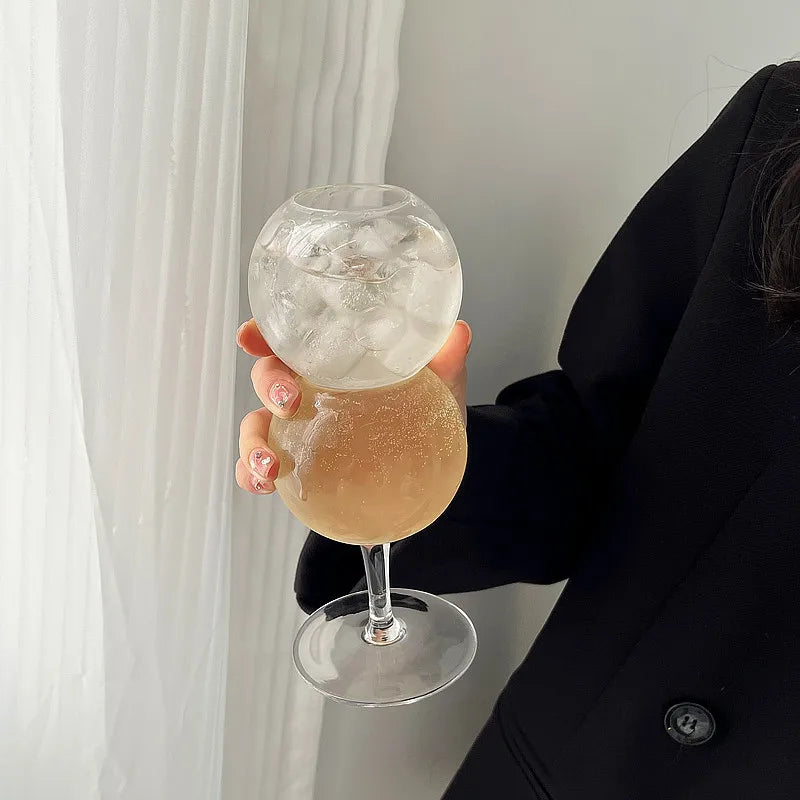 Vasos DecorBites™ Bubble Ball para bebidas en bares y restaurantes