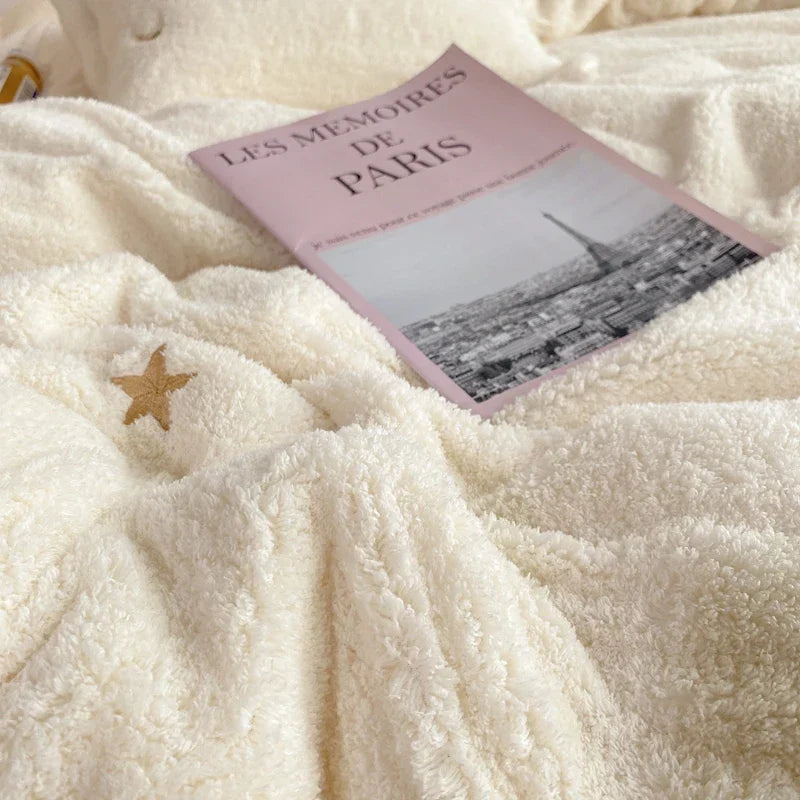 DecorBites™ Berber Fleece Star Bear Embroidery Bedding Set - Cream White, Winter Home Textiles