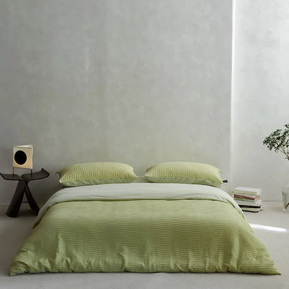 طقم أغطية سرير DecorBites™ مصنوع من خيوط إسفنجية قطنية 100% بتصميم جاكار بلون واحد