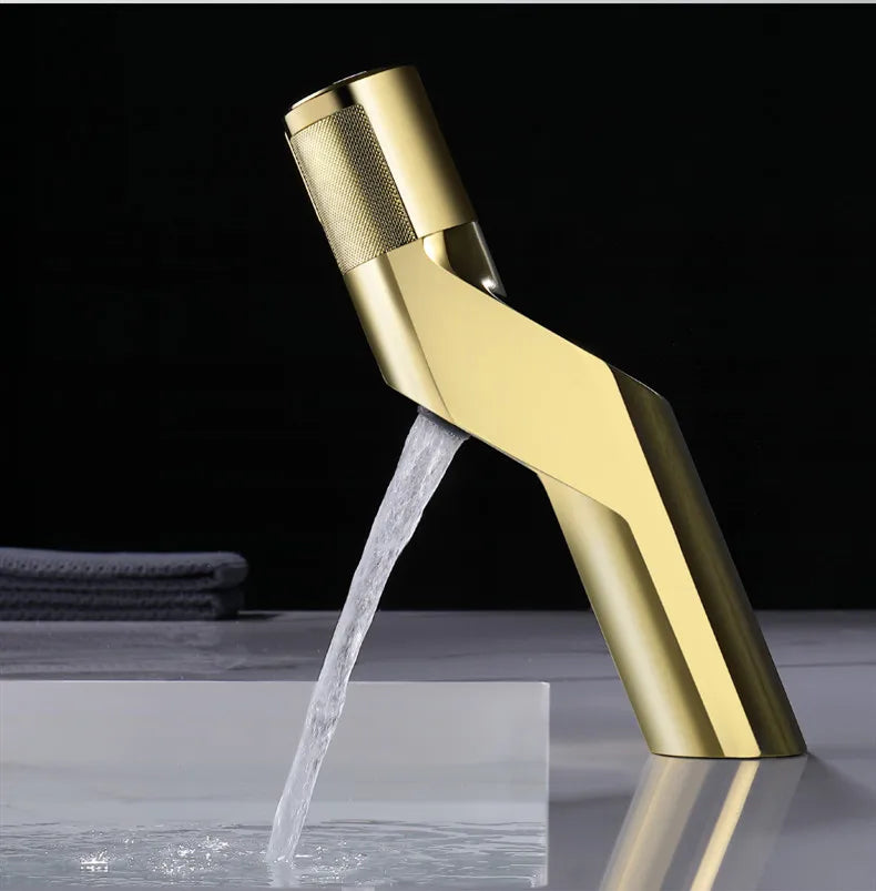 Grifo de Lavabo Decorbites™ Gold Basin: Mezclador de Empuje de Una Palanca para Baño, Material de Latón