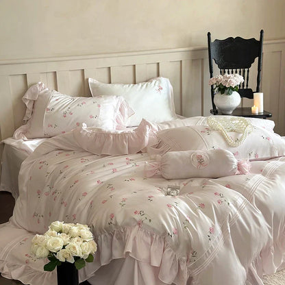 Decobites Vintage Rose Print Lace Ruffles 4-Piece Bedding Set - Egyptian Cotton