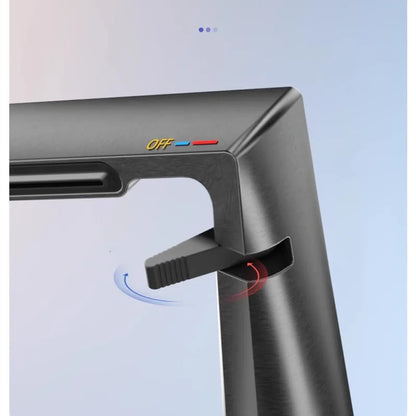 Grifo de lavabo DecorBites™ Gold Waterfall: Grifo mezclador gris, monomando para agua fría y caliente.