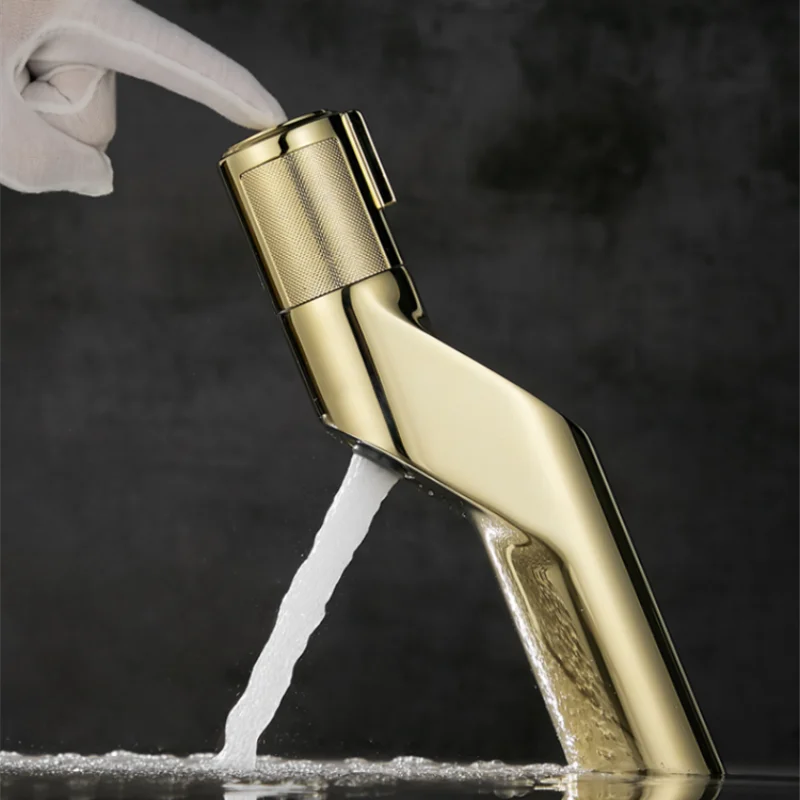 Grifo de Lavabo Decorbites™ Gold Basin: Mezclador de Empuje de Una Palanca para Baño, Material de Latón