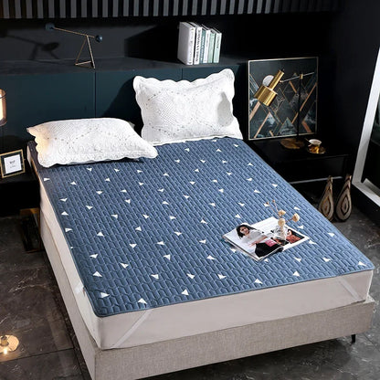 وسادة حماية سرير مبطنة من القطن ومقاومة للماء من DecorBites™ لكبار السن والأطفال والأمهات والأطفال