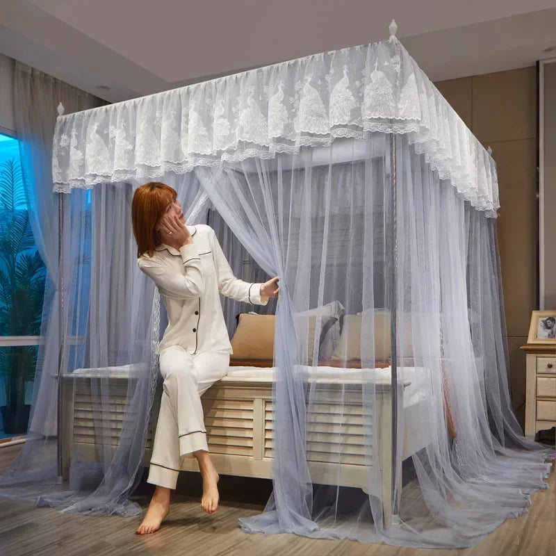 Lace Palace Bed Net