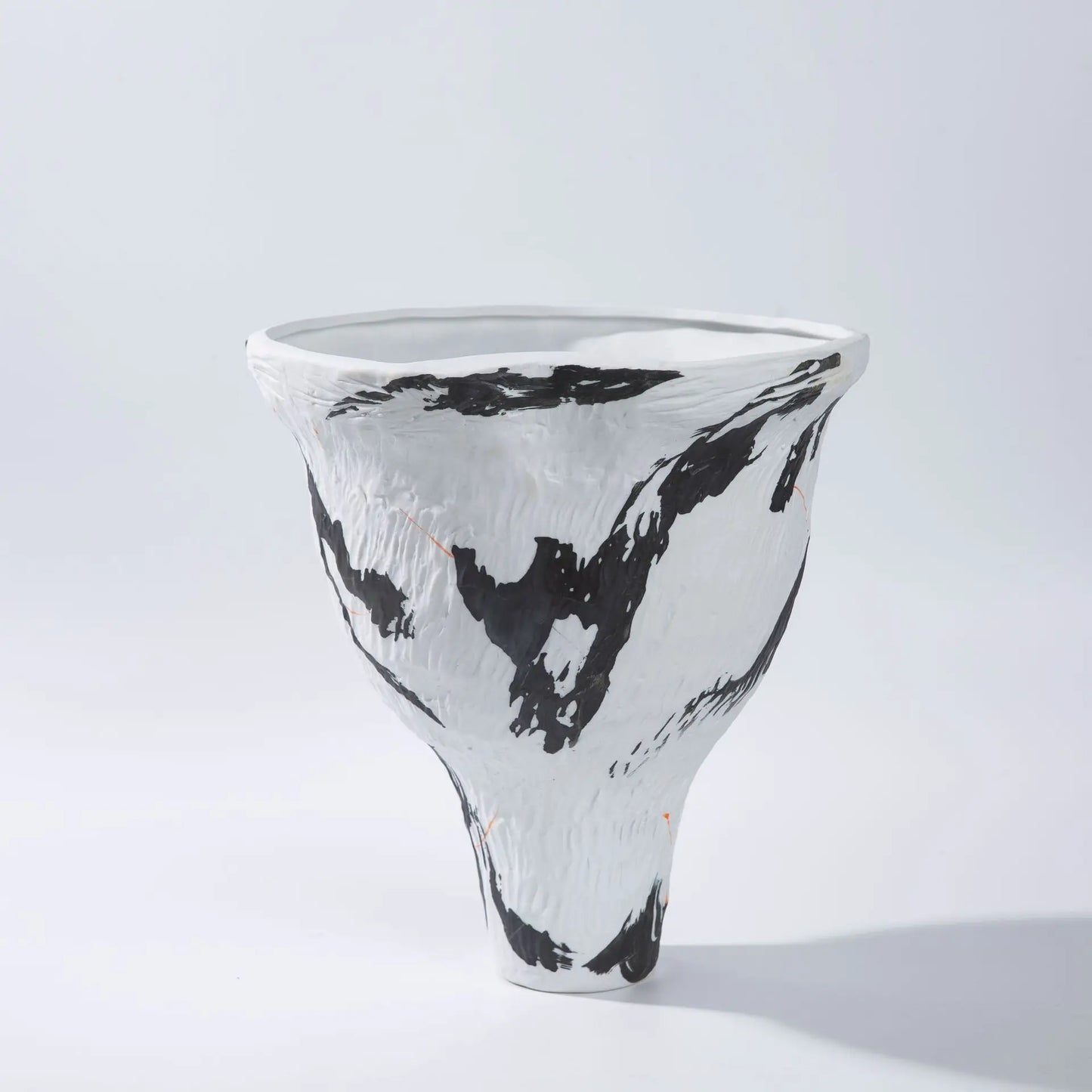 مجموعة مزهريات سيراميك غير منتظمة تجريدية من DecorBites™، زخارف جرافيتي ملونة، ديكور منزلي