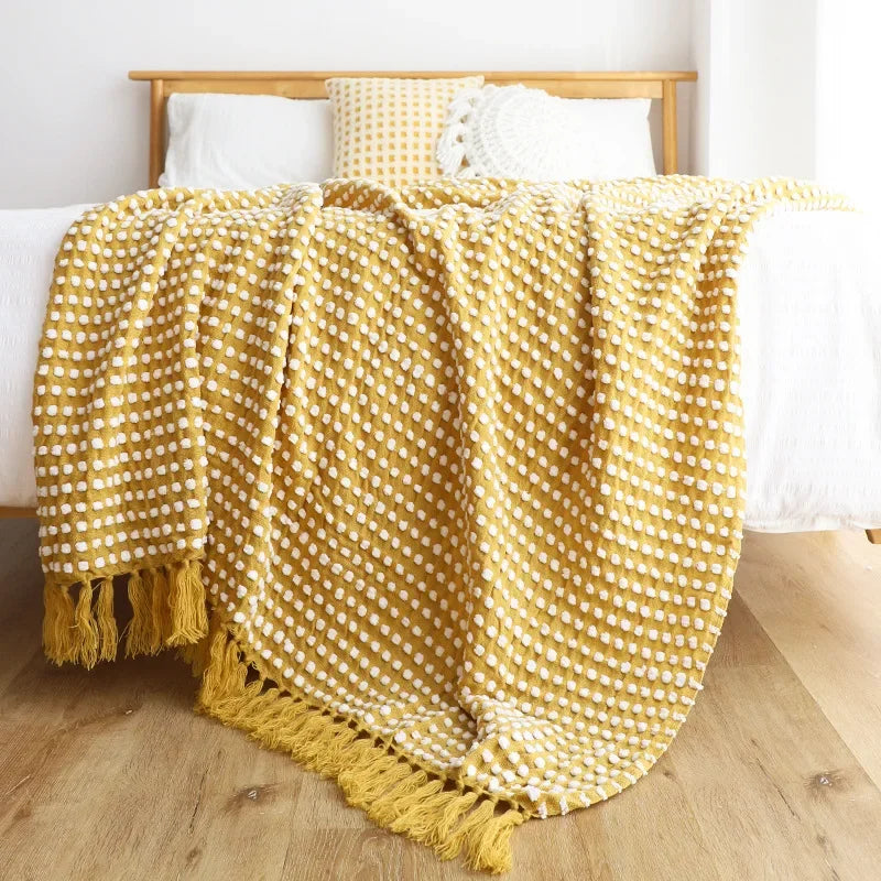 بطانية DecorBites™ محبوكة باللون الأبيض النوردي - غطاء ناعم ومريح للأريكة والسرير، مناسب لديكور المنزل والسفر