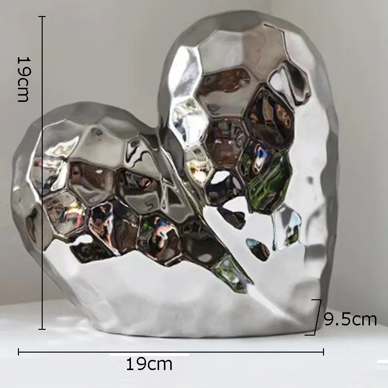 Estatua Ornamental de Cerámica Corazón de Oro Decorbites™ - Escultura Decorativa de Corazón Irregular Figura