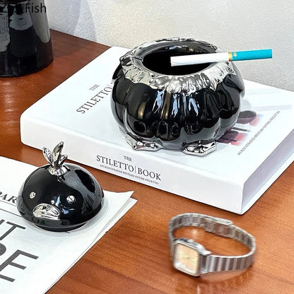 DecorBites™ Duck Shaped Ceramic Ashtray with Lid - Windproof Smoking Accessories