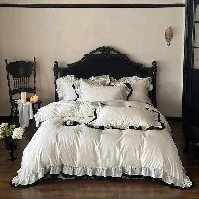 Decobites Vintage French Ruffles Black Edge Rose Jacquard Bedding Set & Sheet Set