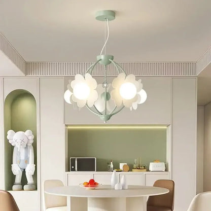 Lámpara de araña LED DecorBites™ con forma de flor: Estilo retro francés para dormitorio, sala de estar y restaurante.