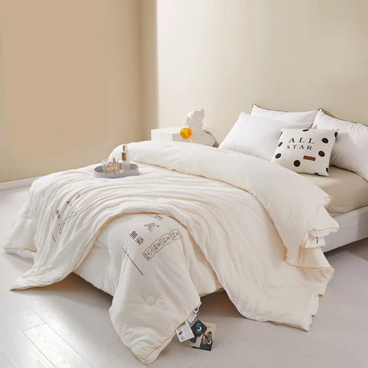 Edredón DecorBites™ Cozy de fibra de soja: una solución de ropa de cama suave, cálida y delicada con la piel.