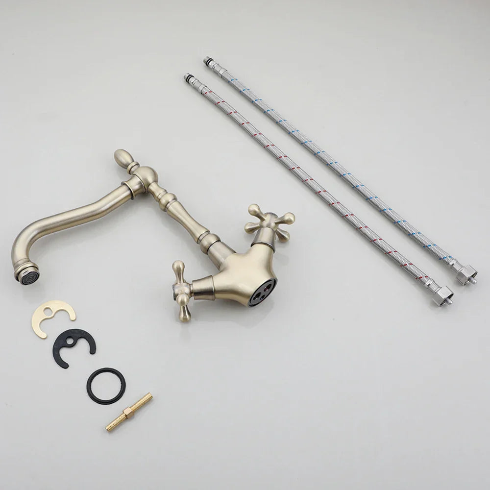 صنبور حوض دوار بمقبض مزدوج من DecorBites™ مصنوع من النحاس العتيق وخلاط دوار