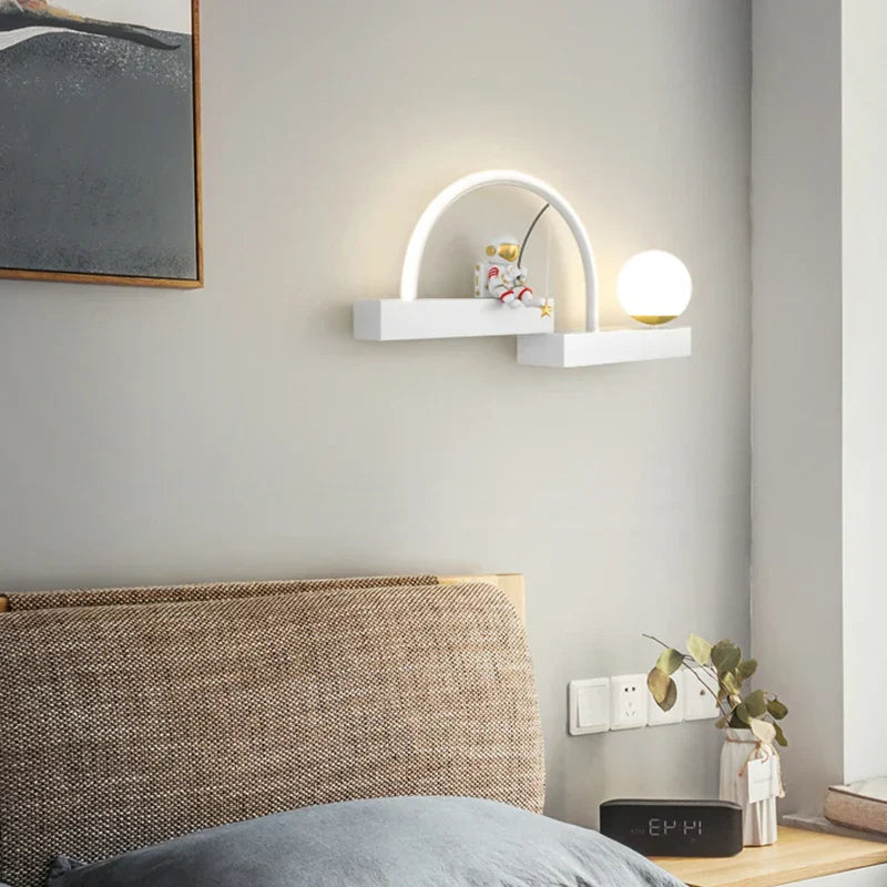 ديكور بايتس™ - إضاءة معدنية بتصميم كرتوني لرائد فضاء لديكور غرفة المعيشة الإبداعي