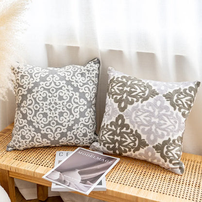 DecorBites™ Ethnic Pattern Cushion Cover with Tassels 45x45cm for Cozy Home Decoration