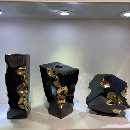 Jarrón de cerámica DecorBites™ Golden Notch con diseño geométrico cuadrado, accesorio de decoración para el hogar