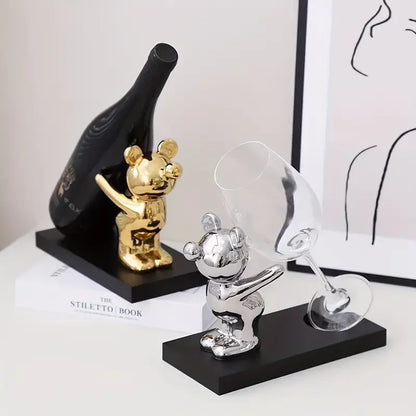 حامل أكواب النبيذ على شكل دب من DecorBites™ للاستخدام في بار المنزل وتخزين المطبخ والديكور