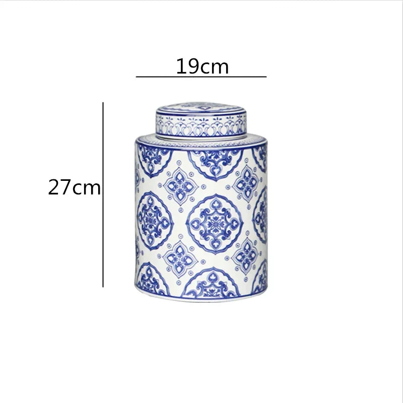 DecorBites™ Chinese Retro Ceramics Golden Vase with Cover for Home Décor and Organization