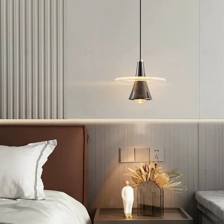 Lámpara de araña moderna DecorBites™ con forma de platillo volante LED para comedor o dormitorio - Diseño italiano de Frisbi