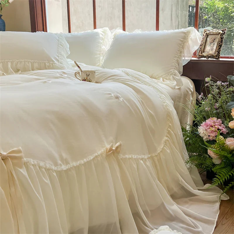 Decobites Princess Ruffle Lace Bedding Set with Romantic Wedding Theme