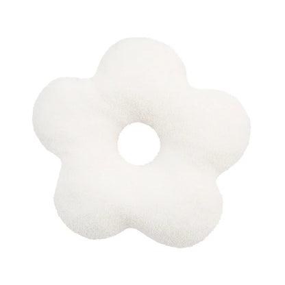 وسائد ديكورية ثلاثية الأبعاد على شكل زهور من DecorBites™ بتصميم نورديك لتزيين المنزل الريفي