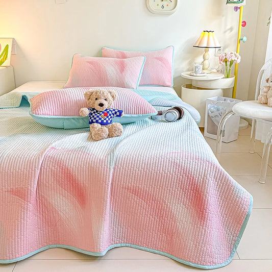 DecorBites™ Dreamy Gradient Single Bedspread: Anti-Slip, Thick Quilted Mattress with Four Season Versatility