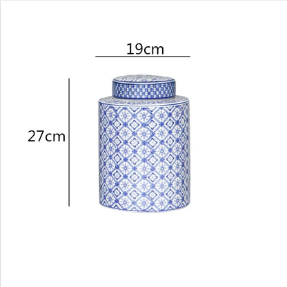 DecorBites™ Chinese Retro Ceramics Golden Vase with Cover for Home Décor and Organization