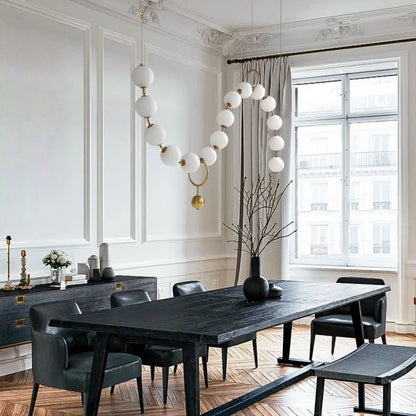 Lámpara de techo colgante con bola de cristal DecorBites™: una lámpara de techo nórdica de lujo