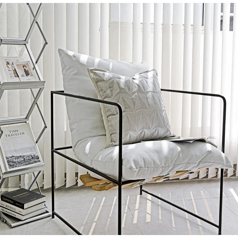 Funda de almohada DecorBites™ de terciopelo cortado con bordado geométrico cónico, cojín cuadrado plateado de lujo