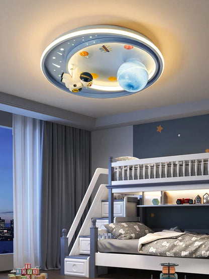 Lámpara de techo DecorBites™ Astronauta Planeta para dormitorio infantil