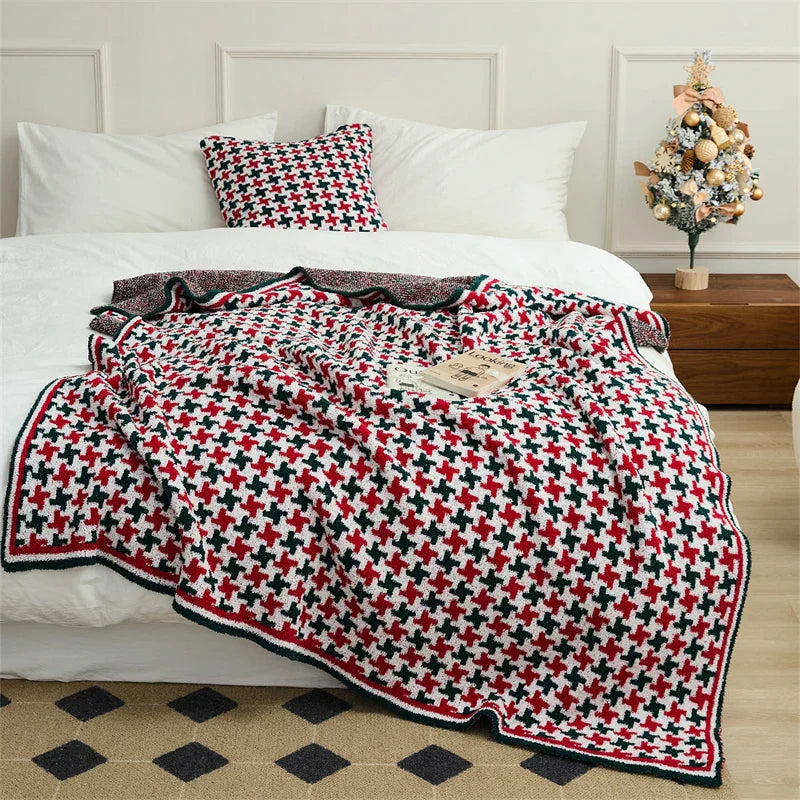 Microfiber Bee Pattern Blanket