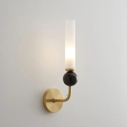 مصباح حائطي DecorBites™ بقاعدة نحاسية وغطاء زجاجي لديكور غرفة المعيشة العصرية