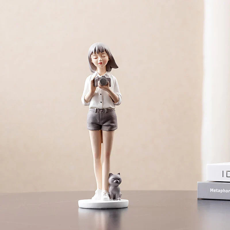 Decorbites™ Kawaii-Mädchen-Figurine-Skulptur für Raumdekoration und Schreibtischaccessoires