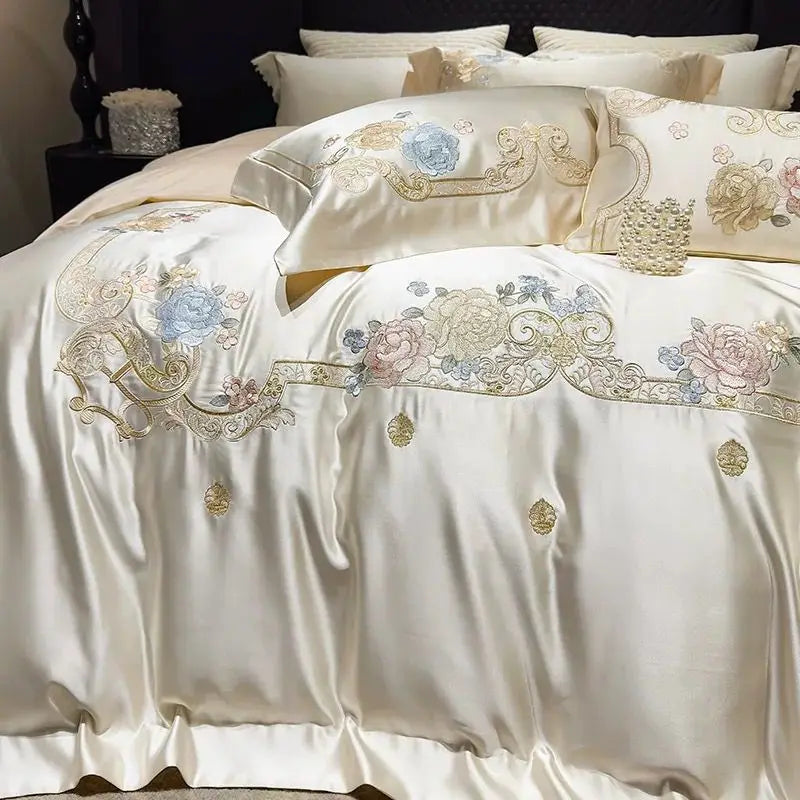Juego de Ropa de Cama con Bordado de Flores de Algodón Brocado Luxe™ Decorbites en Crema/Champán con Parches