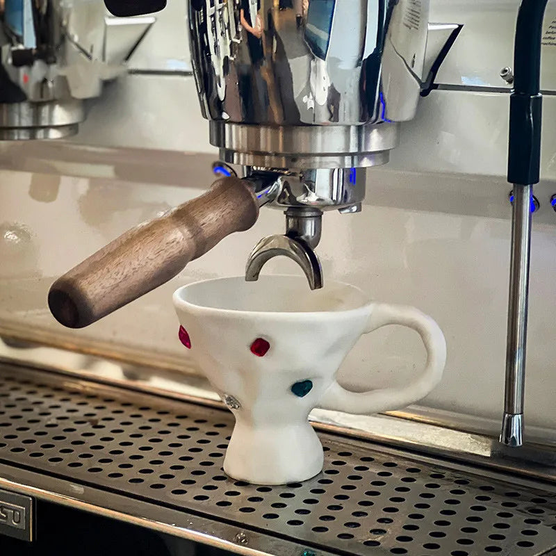 Taza de desayuno de cerámica con asa y engaste de gemas DecorBites™