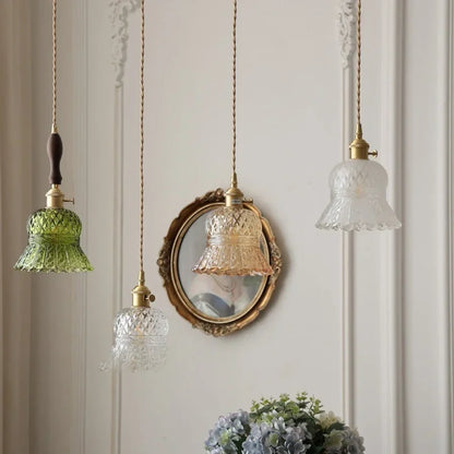 Lámpara colgante LED DecorBites™ con casquillo de cobre y cristal verde, estilo nórdico moderno