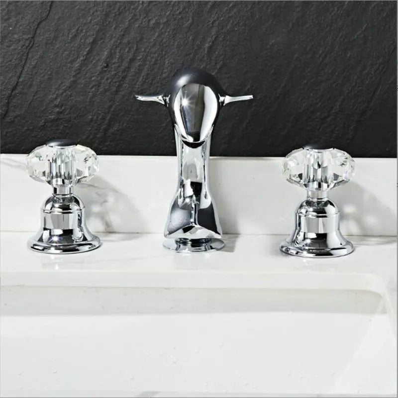Grifo de Lavabo de Latón Níquel Delfín de la Marca Decorbites™ Gold Basin: Grifo de Lavabo de Baño, 3 Agujeros de Montaje Amplio
