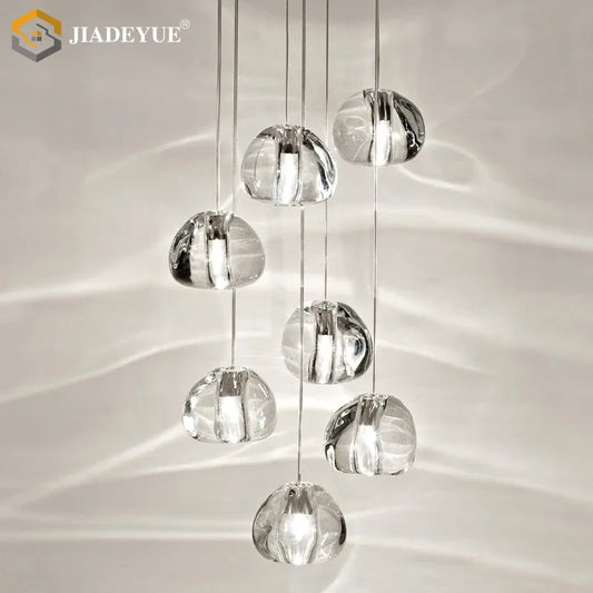 Lámpara de araña LED nórdica DecorBites™ Crystal Ball: Iluminación decorativa moderna para escaleras