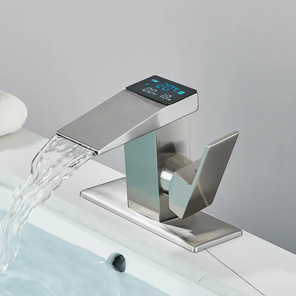 Grifo de lavabo DecorBites™ de latón con efecto cascada y pantalla de temperatura