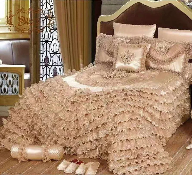 Decobites Luxe Champagne Jacquard Lace Bedspread Set with Pillowcases