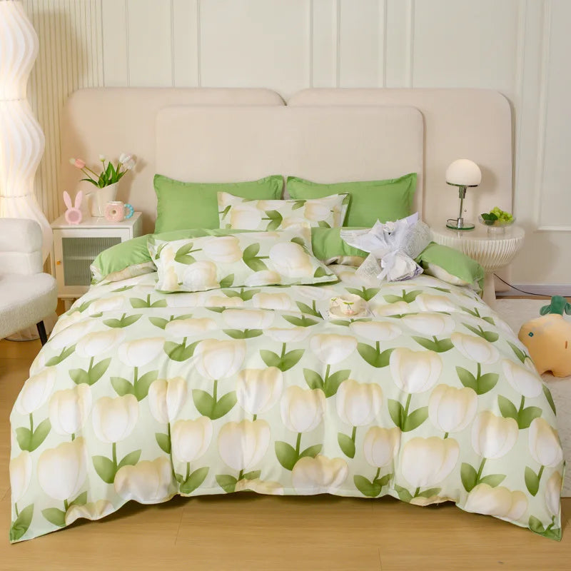 DecorBites™ Animal Pattern Bedding Set - King/Queen Size Quilt Set for Comfortable Home.