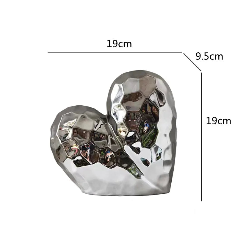 Estatua Ornamental de Cerámica Corazón de Oro Decorbites™ - Escultura Decorativa de Corazón Irregular Figura