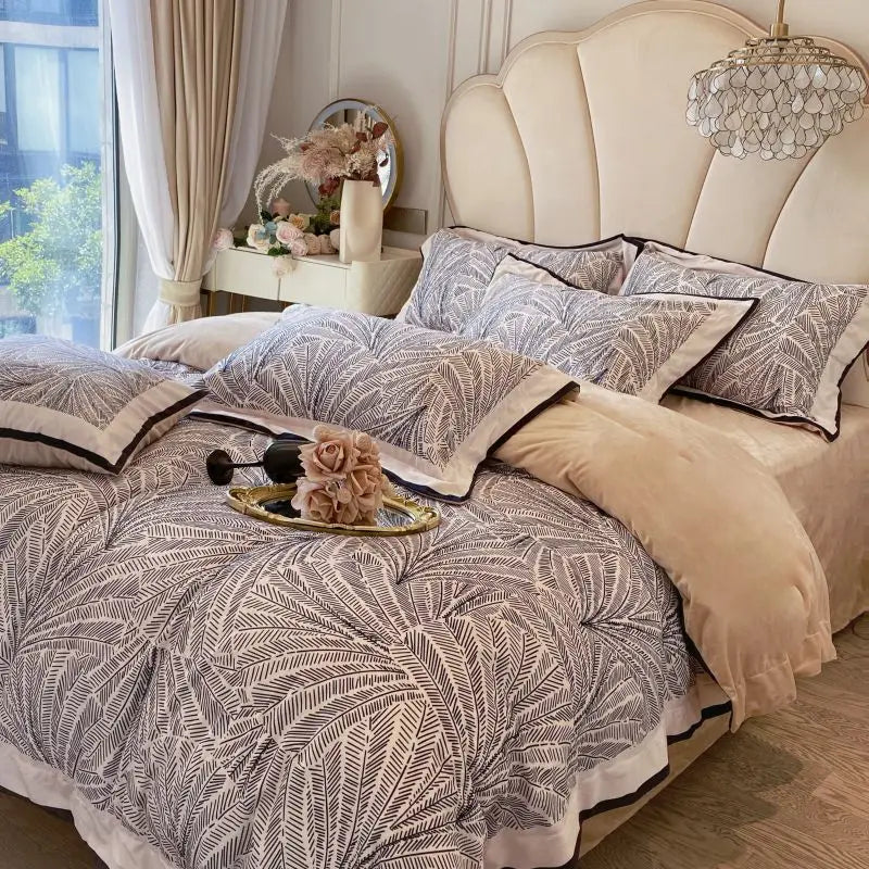 DecorBites™ Leopard Print Velvet Bedding Set: Duvet Cover, Bed Sheet, Pillowcases