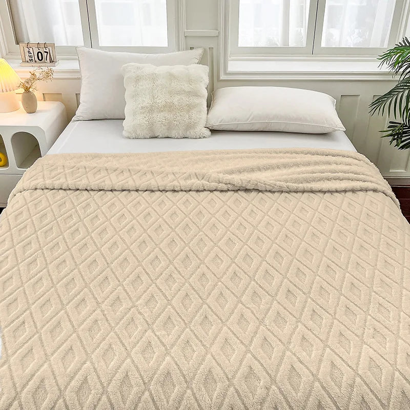 DecorBites™ Diamond Jacquard Coral Fleece Blanket for All Seasons