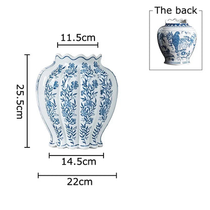 ديكور مكتب DecorBites™ مزهرية من البورسلين باللونين الأزرق والأبيض مع زهور صناعية