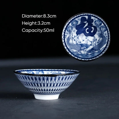 كوب شاي الكونغ فو من سيراميك ديكوربايتس™ باللونين الأزرق والأبيض، وكوب إسبريسو من البورسلين على الطريقة اليابانية