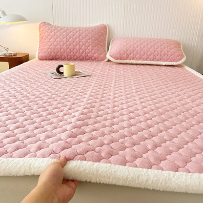 DecorBites™ Antibacterial Milk Velvet Mattress, Thick & Warm with Anti-Slip Straps