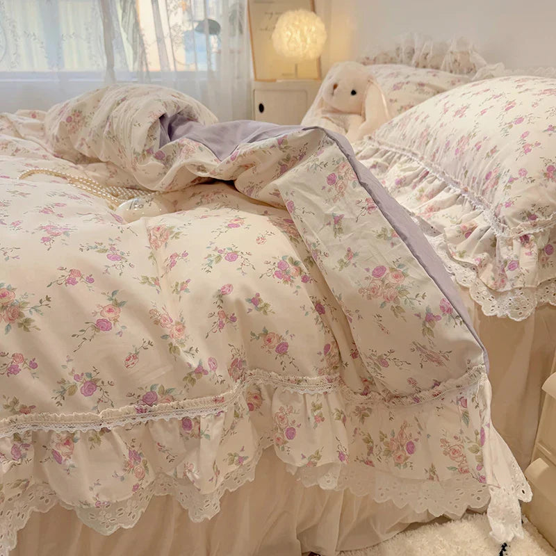 Decobites Korean Princess Style Floral Lace Ruffles Bedding Set with Pillowcase