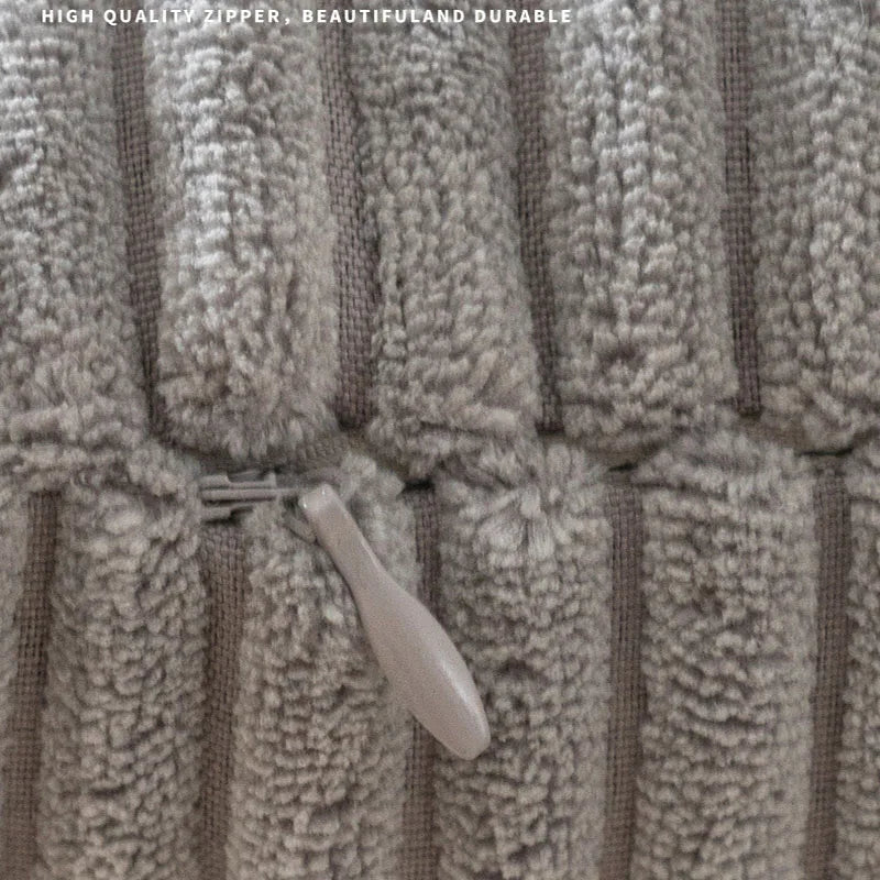 وسادة الجسم المخططة من DecorBites™: دعم قطني ناعم وديكور منزلي مريح